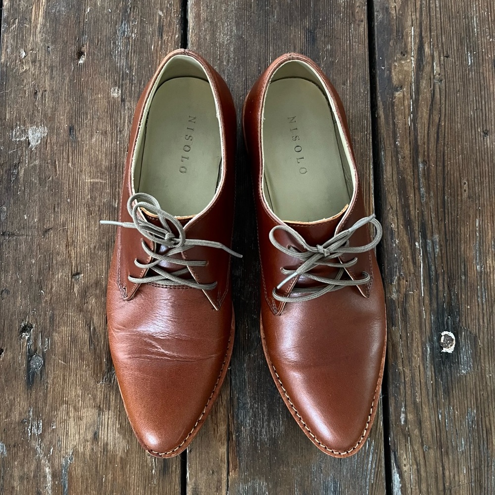 Nisolo- James Water Resistant Derby